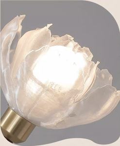 Lampadario in Vetro Creativo Moderno Semplice Lussuoso Piccolo e Caldo Personalizzato con Telecomando LED per Camera da Letto - Product Image 5