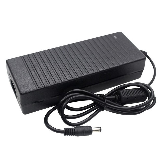 120W 24V 5A LED Power Charger AC DC Switching Power Supply Adapter with Plug in Connection