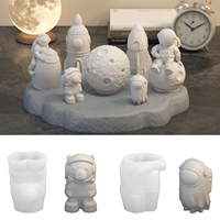 DM907 Cetakan Semen Gipsum Aromaterapi Roket 3D Cetakan Lilin Astronot Hewan Bulan untuk Dekorasi Kerajinan Luar Angkasa Kreatif