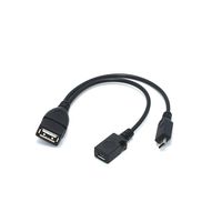 Câble OTG Micro-USB/USB-A pour transfert de données et alimentation, compatible avec les tablettes et les téléphones, permettant l'utilisation d'une clé USB externe/lecteur de carte