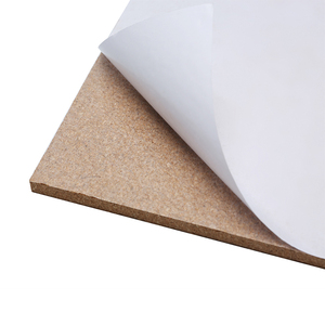 Rollos de hoja de <span class=keywords><strong>corcho</strong></span> importados de Portugal de alta calidad, color natural para uso en suelo de pared, venta al por mayor para tablones de anuncios, tableros de mensajes - Product Image 1