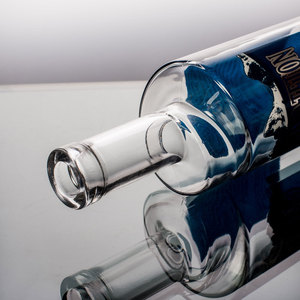 Botella de vidrio de 750 ml para vodka, whisky o ginebra, hecha a medida, con <span class=keywords><strong>etiqueta</strong></span> <span class=keywords><strong>azul</strong></span>. - Product Image 3