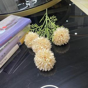 <span class=keywords><strong>Fleur</strong></span> <span class=keywords><strong>Pompon</strong></span> en Soie 4 têtes Blanc <span class=keywords><strong>jaune</strong></span> Boule de Chrysanthème Artificiel Fleurs - Product Image 3