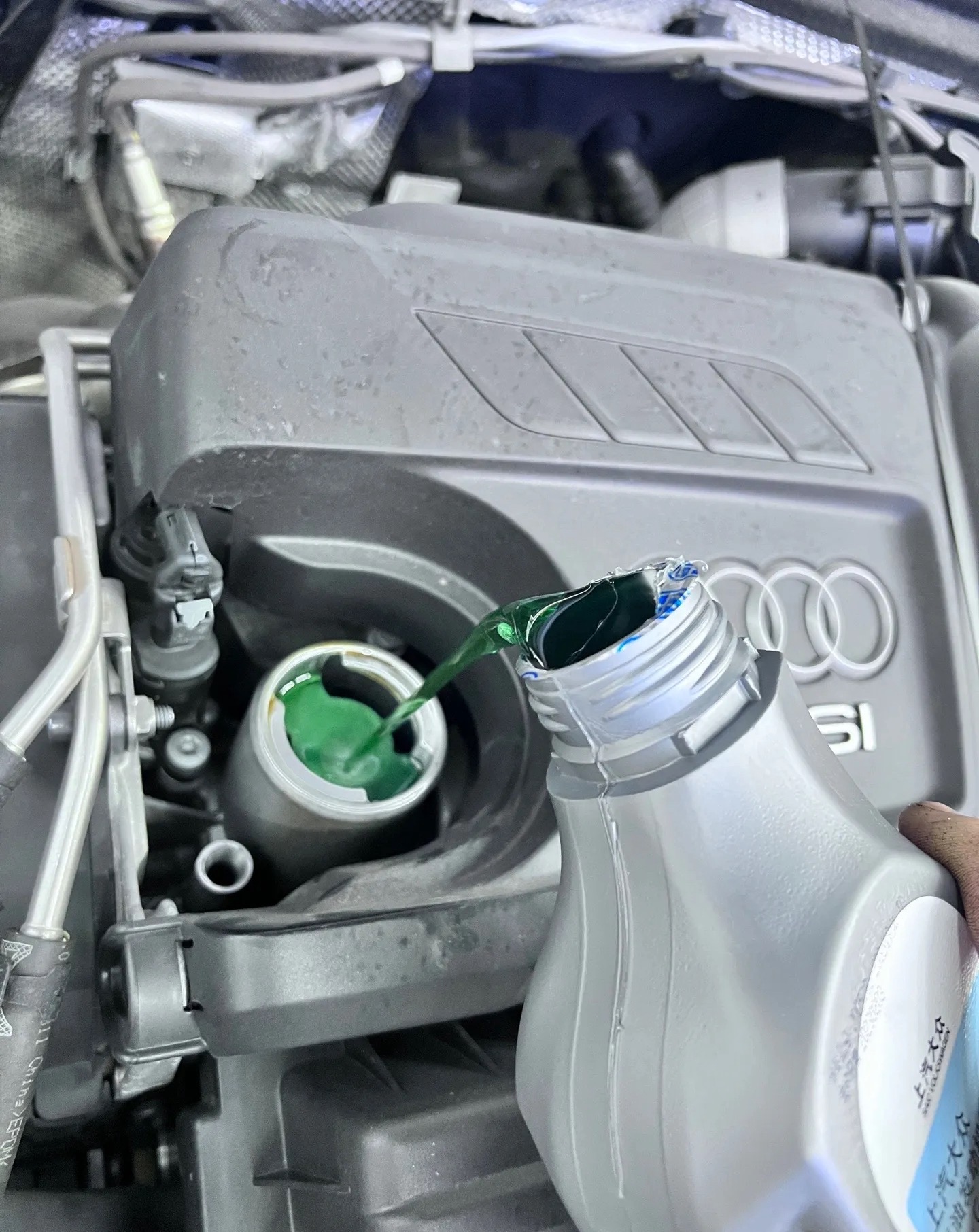 China Mainland Genuine Volkswagen Original Oil 0W-20 SN 1L Full Synthetic 12 Bottles/Case Special Offer