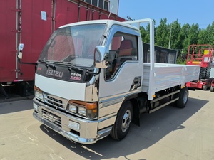 איסוזו NKR 4T דיזל משאית קלה עם משטח שטוח - רכב משומש זול 4x2 ידני עם מושב יחיד ומצלמה - Product Image 2