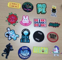 Badge brodé 3D avec bordure découpée à chaud, patchs de broderie auto-adhésifs pour vêtements