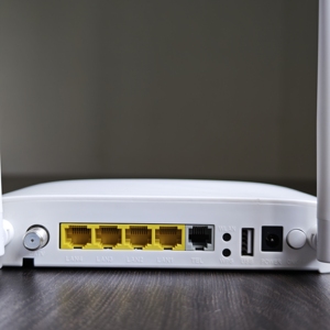 Oferta Especial: ZC-521GT con Servicios de Internet, VOIP e IPTV, 4 Puertos LAN, WIFI, Función Inalámbrica Xpon, Wifi Catv, Epon, Onu, Gpon - Product Image 6