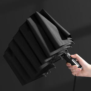 Su misura 10K tre volte automatico in gomma nera ombrello a <span class=keywords><strong>Led</strong></span> antivento per uomini e donne che pubblicizzano ombrello regalo con luce - Product Image 4