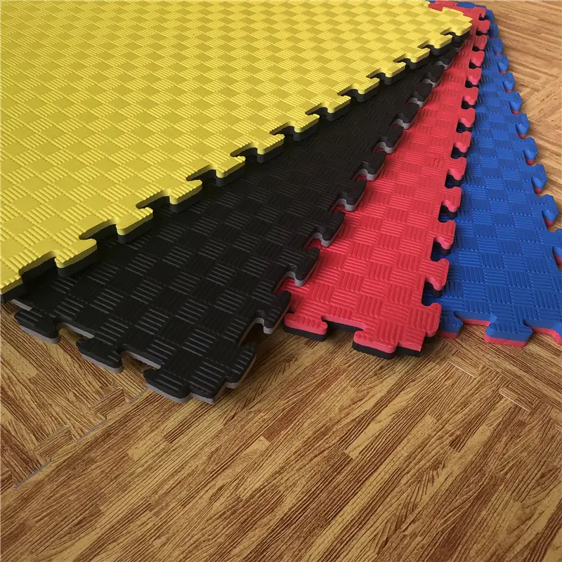 Grosir Pabrik matras Judo Tatami 2CM EVA Taekwondo matras gym kualitas tinggi