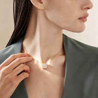 Collier pendentif cube en or jaune massif 18 carats avec diamant de laboratoire 3 carats, collection Héritage, bijoux fins d'investissement, chef-d'œuvre d'atelier