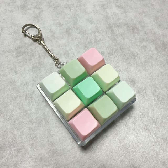 Custom Multi-button Keycap Fidget Keychain Digitally Printed Cartoon Pattern Transparent Plastic Keyboard Keychain