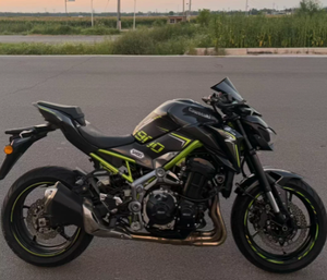 Moto <span class=keywords><strong>Kawasaki</strong></span> <span class=keywords><strong>Versys</strong></span> <span class=keywords><strong>1000</strong></span> <span class=keywords><strong>SE</strong></span> LT+ Cruiser d'occasion, moteur sans balais, pour la conduite tout-terrain et les aventures - Product Image 2