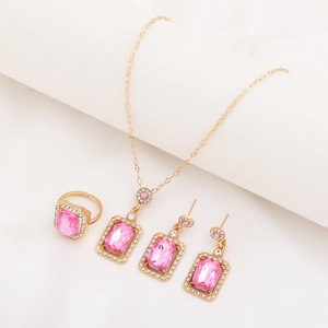 Collana <span class=keywords><strong>con</strong></span> Pendente Smeraldo PFT dal Design Esclusivo, Lusso Leggero e Versatile, Set di Gioielli da Donna di Tendenza per il Commercio Transfrontaliero - Product Image 5