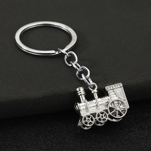 Porte-clés en métal en forme <span class=keywords><strong>de</strong></span> train, locomotive à vapeur, bijou pendentif mode pour hommes et femmes, cadeaux punk rock - Product Image 2