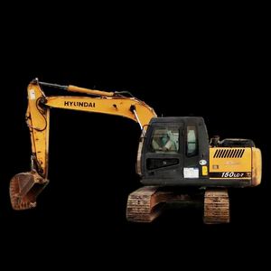 Excavadora de cadenas Hyundai 150LC-7T de 15 toneladas, 90% nueva |   1 año |   Rodamiento Incluido |   Excavadora Todoterreno |   Envío a todo el mundo OEM - Product Image 1