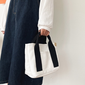 Sac fourre-tout minimaliste en toile avec séparateur intérieur, sac à bandoulière structuré et robuste, poche avant, plusieurs couleurs - Product Image 3