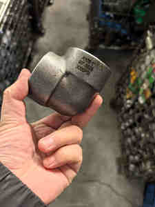 יצרן סין המרפק asme b16.11 קשתות פחמן a105 3000lb 1/2 "אביזרי צינור מזויפים <span class=keywords><strong>Lr</strong></span> npt נקבה <span class=keywords><strong>90</strong></span> deg המרפק חוט - Product Image 4