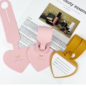 Étiquette de bagage avec rabat, sangle de poignet, carte <span class=keywords><strong>en</strong></span> <span class=keywords><strong>papier</strong></span>, étiquette nominative, étiquette d'embarquement, porte-clés - Product Image 6