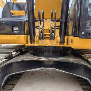 Excavadora Usada Caterpillar 320 de 20 Toneladas |   Pocas horas de uso y motor original |   Excavadora Grande CAT320 de Rendimiento Verificado - Product Image 3