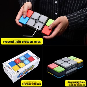 Mini cube musical transfrontalier Oonies Flipslide Game, jeu électronique portable 2x2x4 - Product Image 6