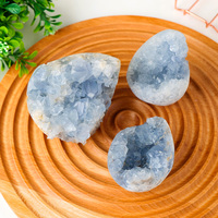 Großhandel: Natürlicher, polierter, runder blauer Kyanit-Kristallcluster – Geode-Kunsthandwerk, modischer Trend, Heilornament