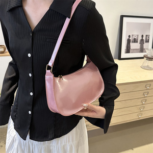 Elegante Borsa a Spalla in Pelle PU con Finitura Lucida, Perfetta per il Pendolarismo Quotidiano <span class=keywords><strong>e</strong></span> Eventi Serali, Rosa Bianco <span class=keywords><strong>Rosso</strong></span> <span class=keywords><strong>Nero</strong></span> Rosa Antico - Product Image 2