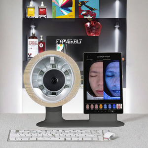 เครื่องวิเคราะห์ผิวหนังและหนังศีรษะแบบมืออาชีพ M17 พร้อมกล้อง 20MP และระบบจัดการผ่านคลาวด์ สำหรับผู้ซื้อขายส่ง - Product Image 3