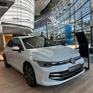 Algérie 2026 Nouvelles Voitures Volkswagen <span class=keywords><strong>Golf</strong></span> 8 380TSI FWD <span class=keywords><strong>Essence</strong></span> Conduite à Gauche <span class=keywords><strong>Prix</strong></span> des Voitures Volkswagen <span class=keywords><strong>Golf</strong></span> 8 <span class=keywords><strong>Golf</strong></span> Rlines - Product Image 4