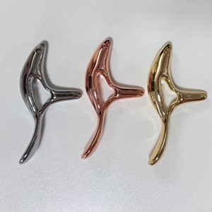 Outil de massage corporel complet en alliage de zinc personnalisé, rouleau métallique manuel pour massage musculaire, Guasha - Product Image 4
