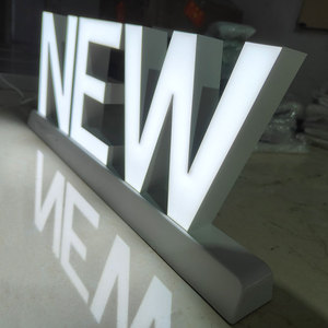 Insegna LED Personalizzata per Negozi, Segnaletica da Tavolo in Acrilico, Lettere Luminose per Banconi e Scrivanie - Product Image 3