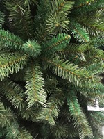 Realistischer Künstlicher Weihnachtsbaum Unbeleuchteter Vollzweigiger Weihnachtsbaum mit Dichtem Laub für Heim Hotel Feiertagsdekoration