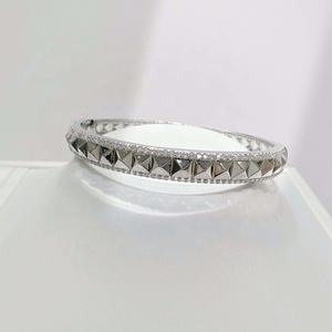 Pulsera Abierta Personalizada de Plata 925 con Baño de Oro de 14k, Estilo Hip Hop, para Mujer, Venta al por Mayor - Product Image 5