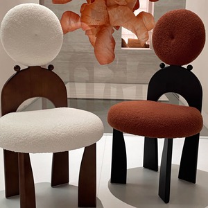 Silla de Comedor <span class=keywords><strong>2026</strong></span>, Estilo Crema, Respaldo Alto, Tapicería Suave, Madera Sólida, <span class=keywords><strong>Popular</strong></span> en Internet para Dormitorio - Product Image 3