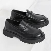 Lackleder-Slipper mit dicker Sohle, bequeme, lässige, höhenvergrößernde Loafer für Herren