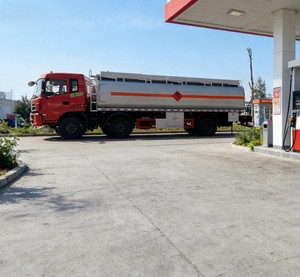 Autocisterna AOMAN di Alta Qualità Nuova per Distribuzione Carburante 6x2 LHD RHD Rimorchio Cisterna 15001-30000L 150-250HP 20-25T GVW - Product Image 2
