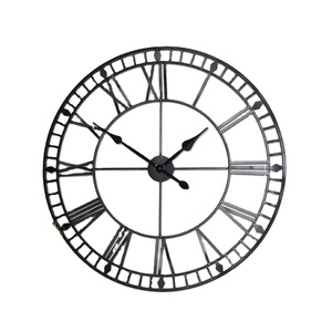 Haute qualité noir Antique industriel fer squelette horloge murale classique métal décoratif chiffres romains pour salon décor - Product Image 1