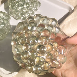 Balle anti-stress en plastique cristallin faite à la main de 10 cm, jouet sensoriel et anti-stress pour enfants de 5 à 7 ans, balle moelleuse et sonore, cadeau unisexe - Product Image 1