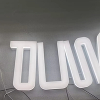 YIJIAO Lettre lumineuse en acrylique personnalisée, éblouissante, avec face et éclairage LED partiel pour affichage publicitaire