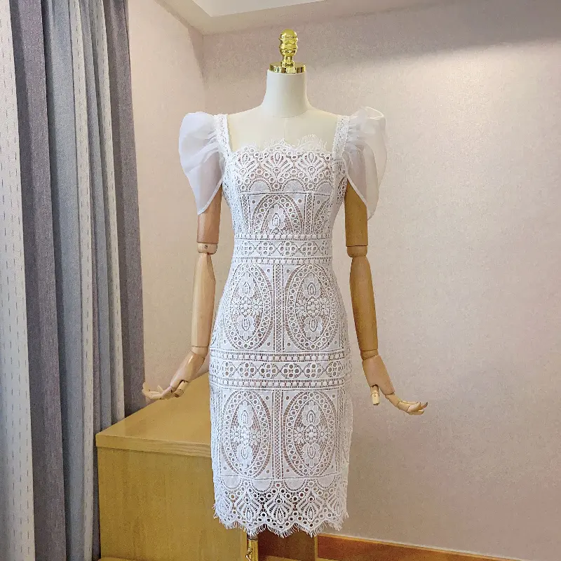 Vestido Midi de encaje blanco para mujer, vestido elegante de manga corta de estilo francés con cuello cuadrado y mangas abombadas para verano del 2021