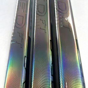 Le bâton de hockey très populaire est de retour en stock avec des éloges fulgurants. Attrapez le vôtre avant que la chance ne passe ! - Product Image 1