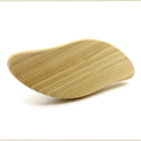 Outil de massage du cuir chevelu Guasha en bois personnalisé en gros avec peigne Gua Sha en pierre de cristal pour produit de massage de la tête