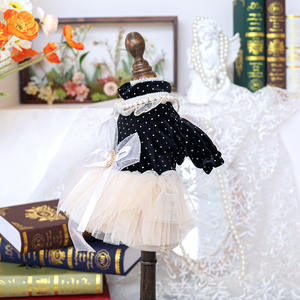 <span class=keywords><strong>Vestido</strong></span> Formal Negro para Perro con Encaje y Collar <span class=keywords><strong>de</strong></span> Perlas, Elegante <span class=keywords><strong>Vestido</strong></span> <span class=keywords><strong>de</strong></span> Tul con Cuello Alto y Detalle <span class=keywords><strong>de</strong></span> Joyería en la Espalda, Cierre a Presión para Bodas - Product Image 5