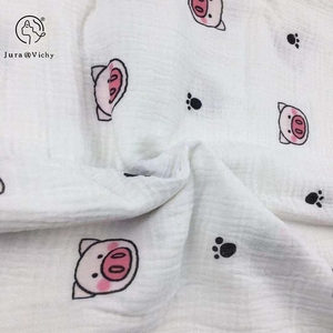 Tissu imprimé en mousseline de coton froissé double couche légère XNZTEX JURAVICHY JF2548 pour literie et vêtements de bébé garçon - Product Image 1