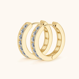 Pendientes de tuerca de moissanita VVS GRA de corte redondo con diseño de cola de pez de líneas simples, rellenos de oro de 14K, joyería de uso diario para mujer - Product Image 5