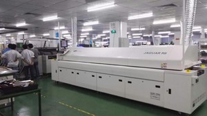 Kiểm soát nhiệt độ chính xác 8 khu vực sưởi ấm không khí nóng reflow Máy hàn R8 - Product Image 2