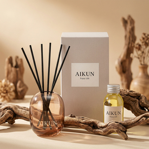 Aikun Wholesale Custom Premium Glass <b>Bottle</b> 150ml IP16 Formula Reed <b>Diffuser</b> Aroma <b>Diffuser</b> Gift Box Set for Living Room - Product Image 1