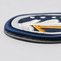 Patch thermocollant brodé avec motifs Cœur et Fleur pour la réparation de vêtements en jean, vente en gros personnalisée