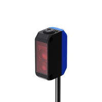 Capteurs photoélectriques bleus de petite taille à sensibilité réglable, protection IP65, portée de détection de 0 à 12 m, temps de réponse de 1 ms pour les surfaces opaques
