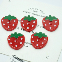 Boutons décoratifs en résine motif fraise, écologiques, légers, anti-décoloration, à coudre, pour la vente en gros et le bricolage