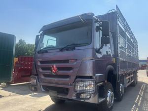 Camión de Carga SINOTRUK HOWO 8x4 de 12 Ruedas <span class=keywords><strong>con</strong></span> <span class=keywords><strong>Jaula</strong></span> para Transporte Especializado de Ganado - Product Image 5